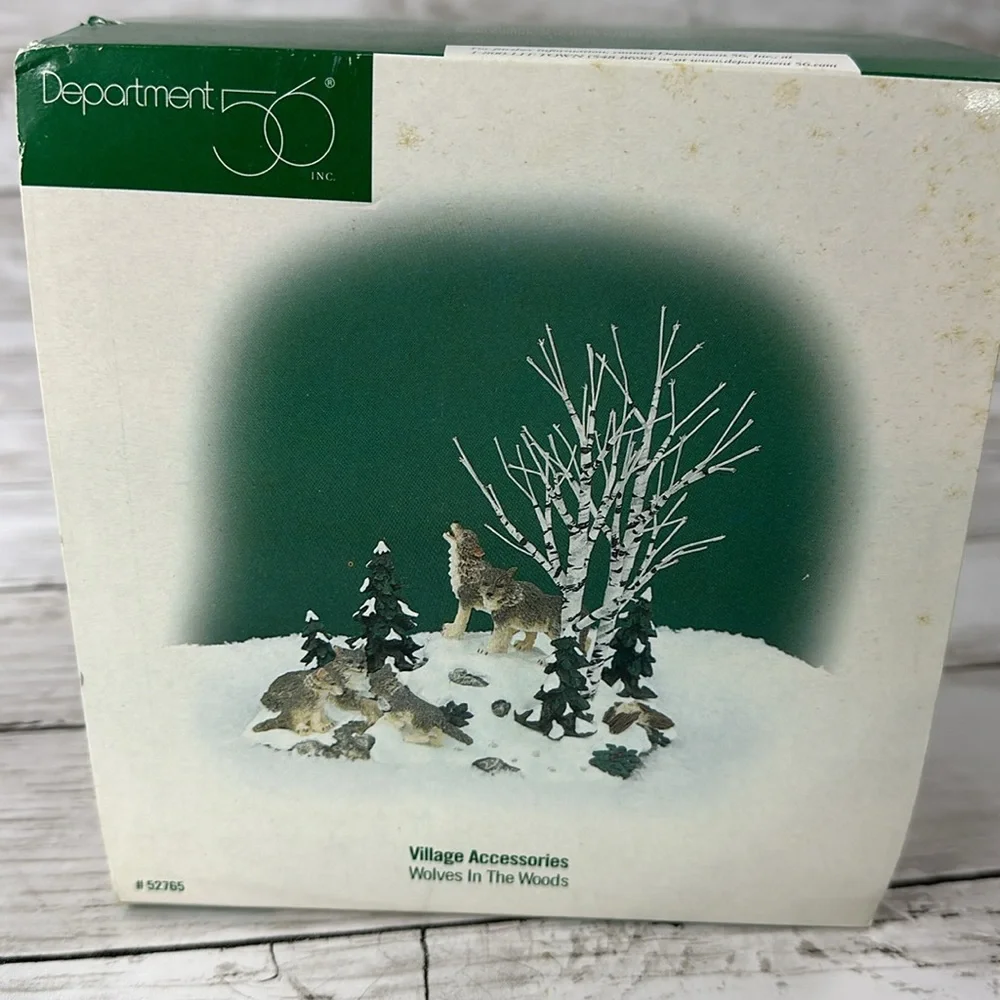 Department 56 WOLVES in the WOODS 52765 Village accessory